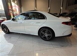 مرسيدس بنز E-Class